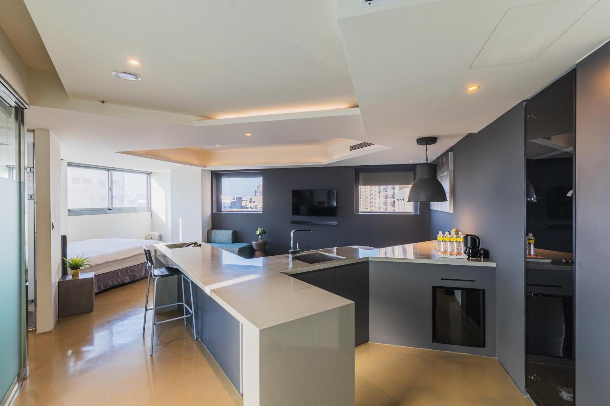 Check Inn Taichung Liming Ngoại thất bức ảnh