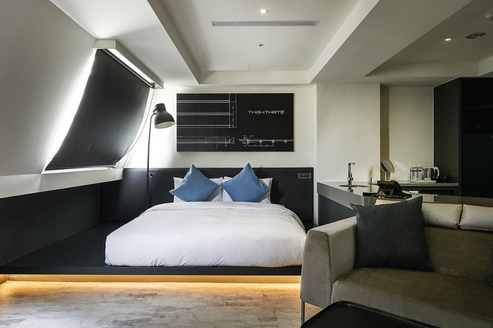 Check Inn Taichung Liming Ngoại thất bức ảnh
